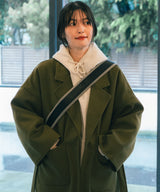 Padded shoulder bag K383