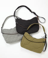Padded shoulder bag K383