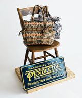 【PENDLETON® × KiU LIMITED ITEM】スクエアパデッドマルチパーパストートバッグ K484