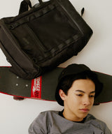 大容量スクエアバックパックB4サイズまで対応