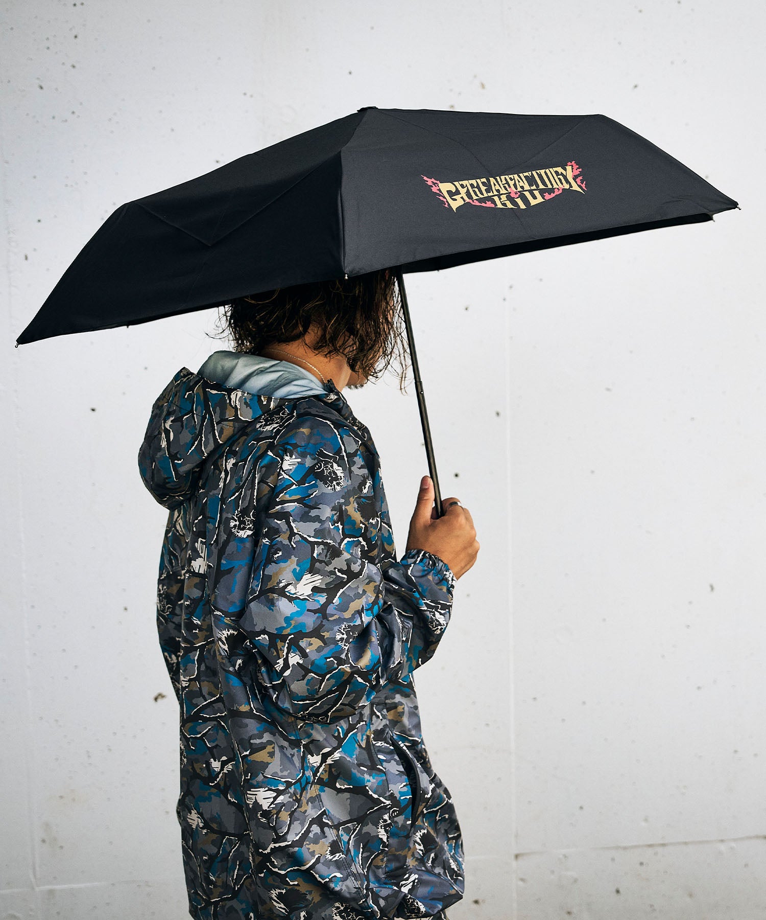 KIU×G-FREAK FACTORY 2025】コラボアノラックパーカー KIU×G-FREAK