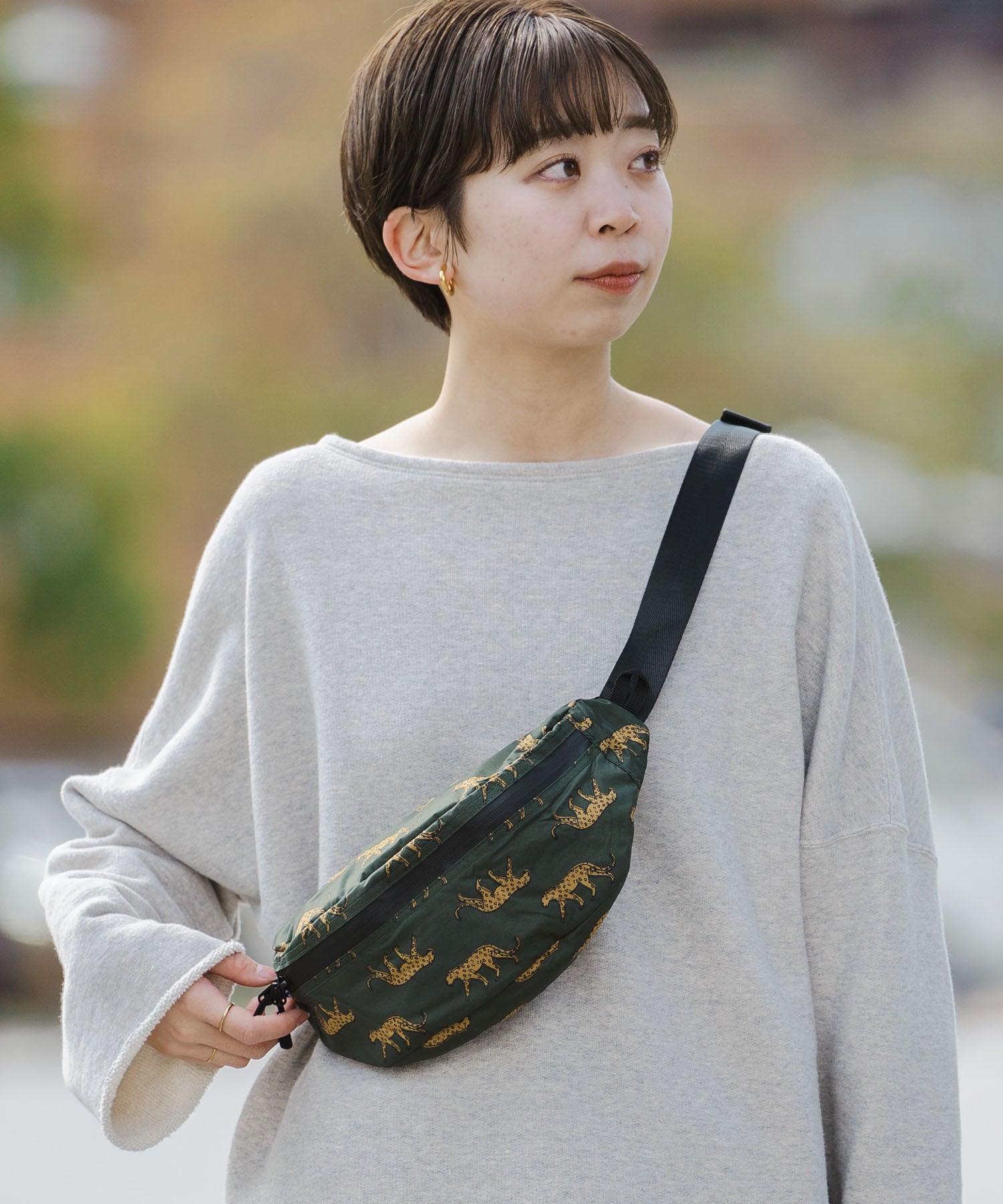 Amazon.co.jp: KiU キウ ウォータープルーフ ボディバッグ BODY