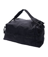 トラベルダッフルバッグ