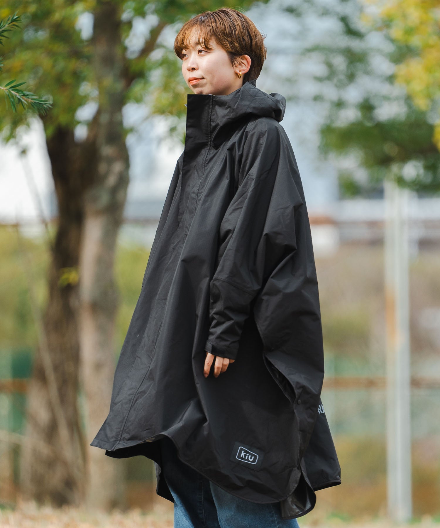 NEW STANDARD RAIN PONCHO – KiU公式オンラインショップ