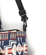 【PENDLETON® × KiU LIMITED ITEM】スクエアパデッドマルチパーパストートバッグ K484