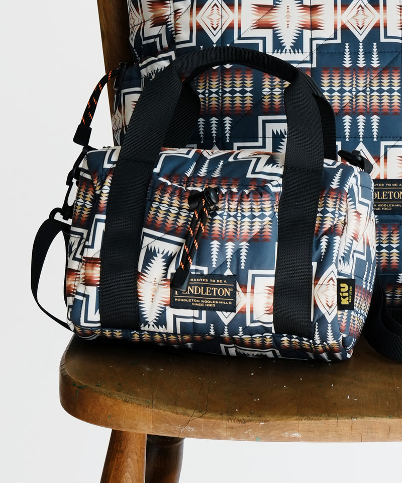 【PENDLETON® × KiU LIMITED ITEM】スクエアパデッドミニボストンバッグ K483