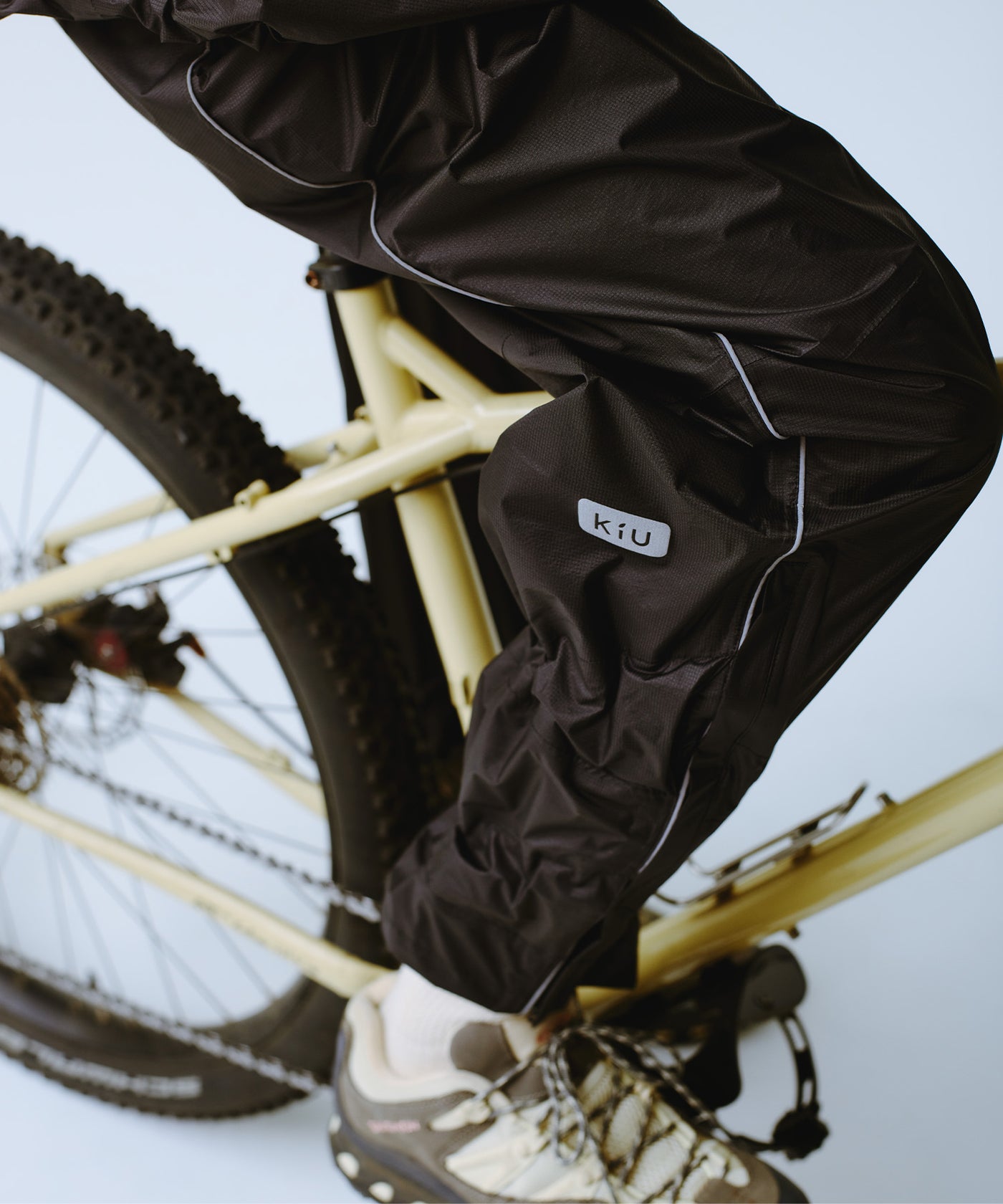 自転車対応】キウフレックスライドパンツ K504 – KiU公式オンライン
