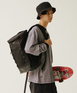 大容量スクエアバックパックB4サイズまで対応