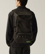 マルチファンクショナル フラップバックパック