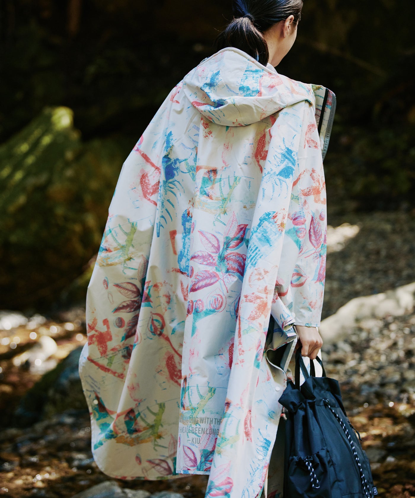 Chiurein poncho 2nd K405 – KiU公式オンラインショップ