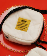 パデッドスクエアポーチ K480