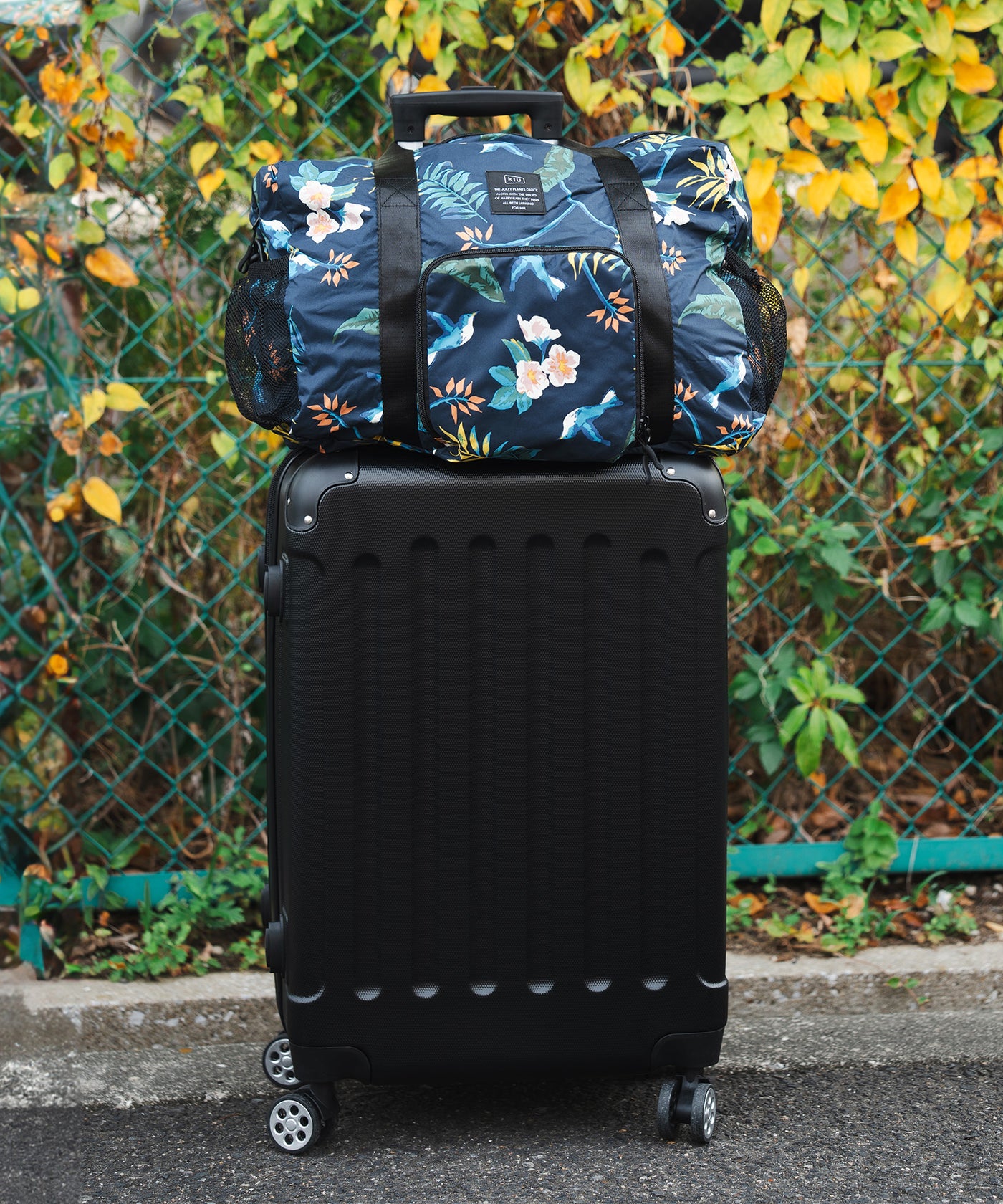 パッカブルトラベリングバッグ K107 – KiU公式オンラインショップ