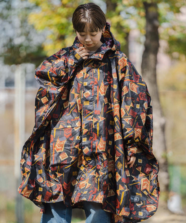 NEW STANDARD RAIN PONCHO – KiU公式オンラインショップ