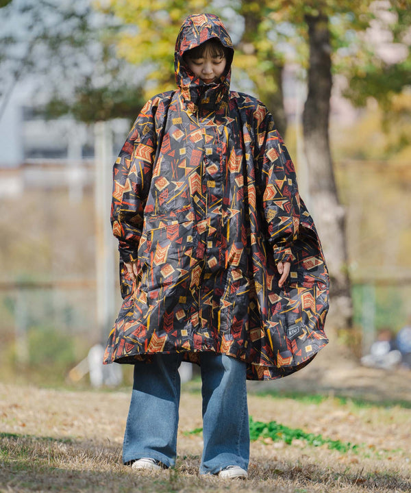 NEW STANDARD RAIN PONCHO – KiU公式オンラインショップ