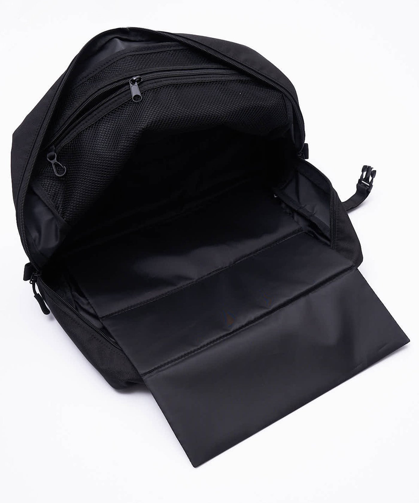 600Dシューズバッグ K527 – KiU公式オンラインショップ