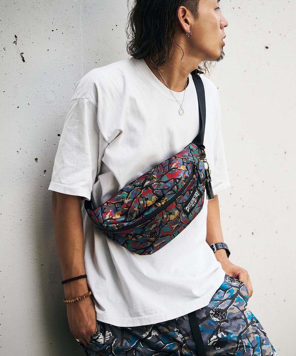 【G-FREAK FACTORY ×KiU 2025】コラボボディバッグ KGFF25-K84