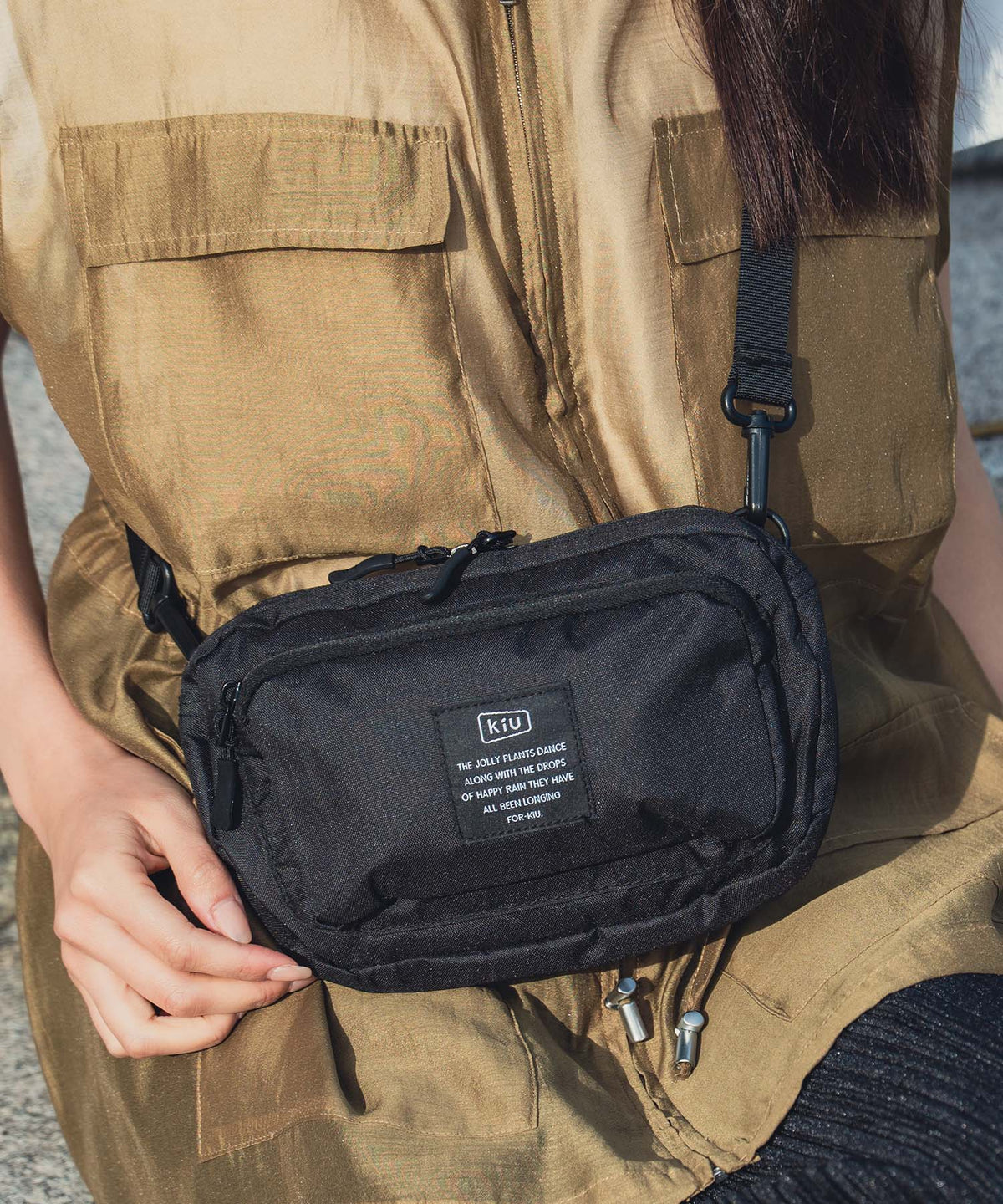 Shoulder Bag / Sacoche – KiU公式オンラインショップ