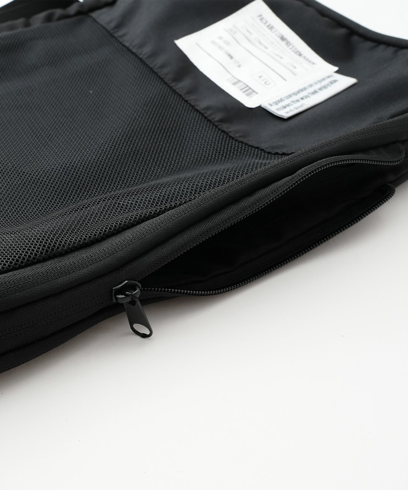パッカブルコンプレッションポーチ17.5L k367 – KiU公式オンラインショップ