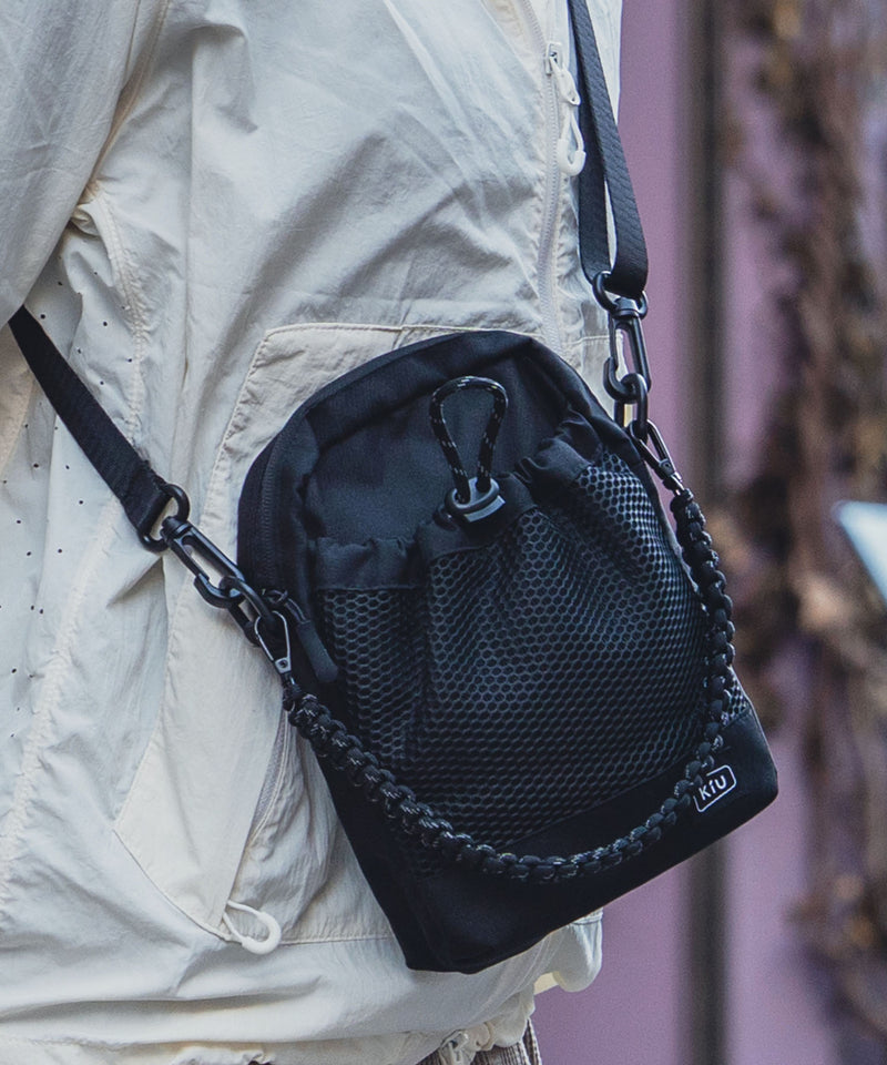 パラコードメッシュポケットショルダー k373 – KiU公式オンラインショップ