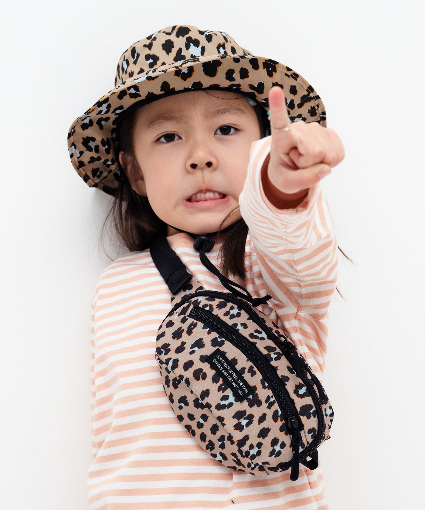 300D ボディバッグ ミニ k376 – KiU公式オンラインショップ