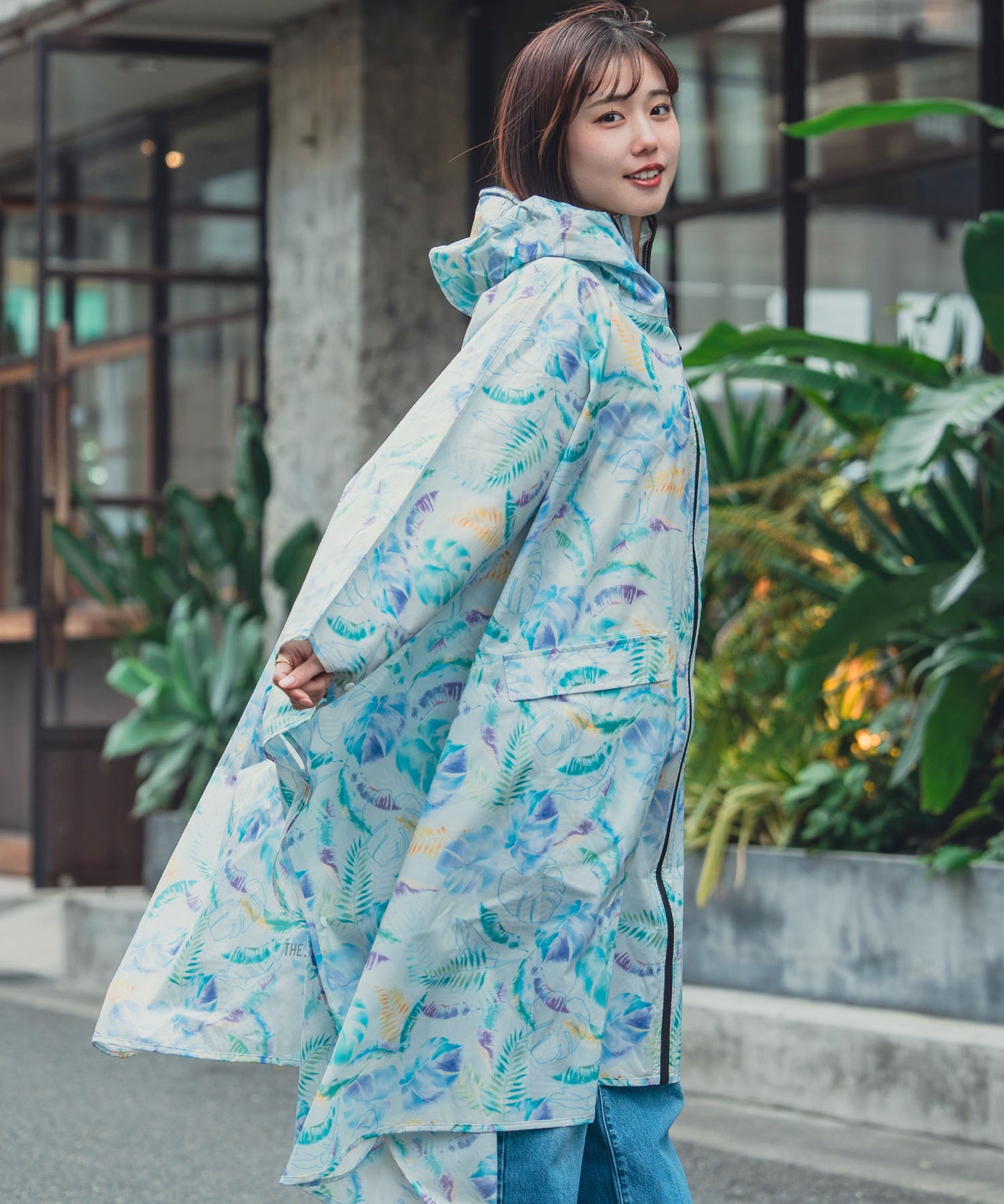 Chiurein poncho 2nd K405 – KiU公式オンラインショップ