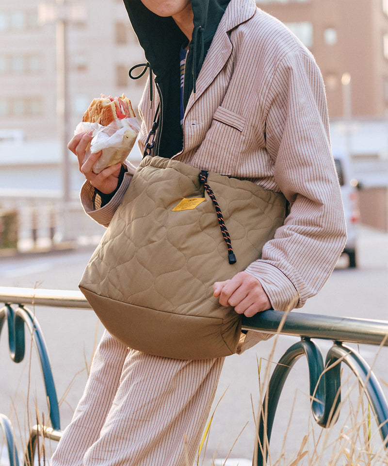 Padded drawstring tote bag S001