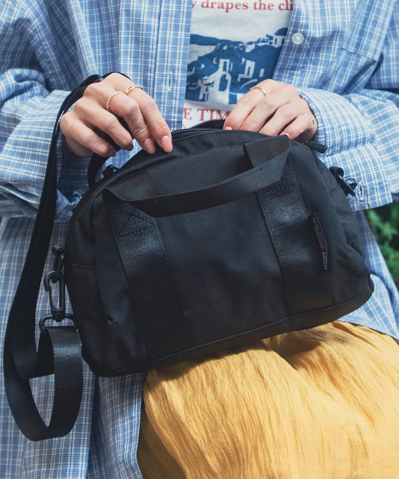 600Dミニボストンバッグ K531 – KiU公式オンラインショップ