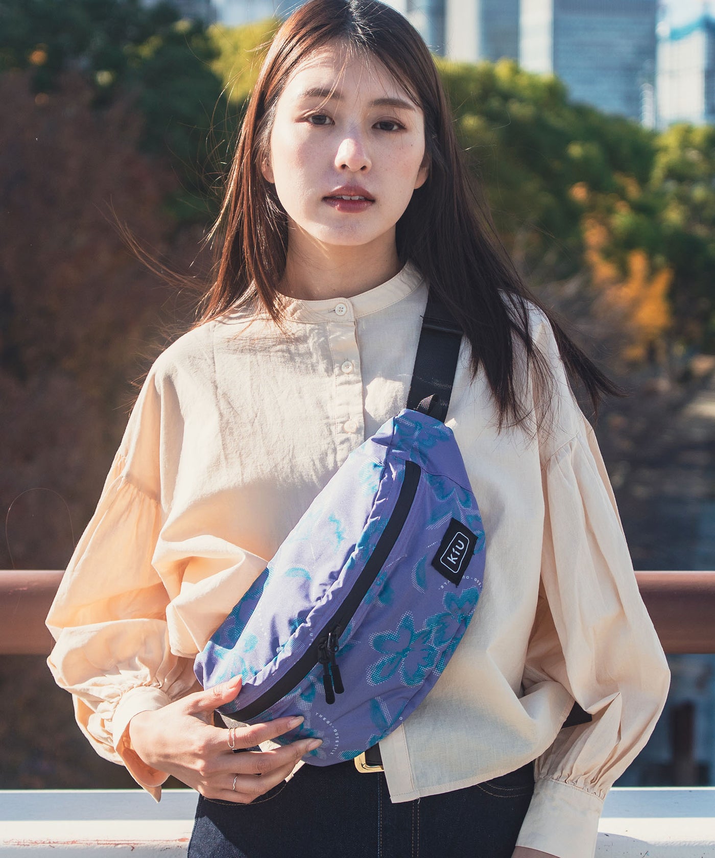 予約販売】ウォータープルーフボディバッグ k84 – KiU公式オンライン