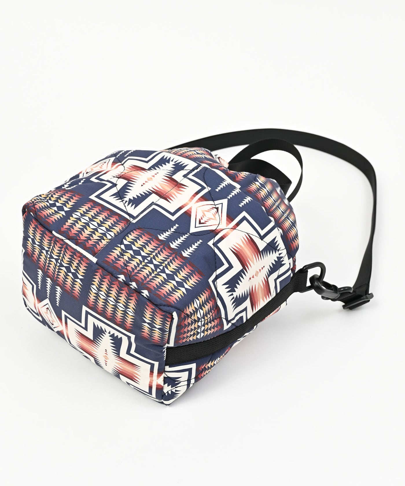 PENDLETON® × KiU LIMITED ITEM】パデッドポケッタフルミニバッグ K481