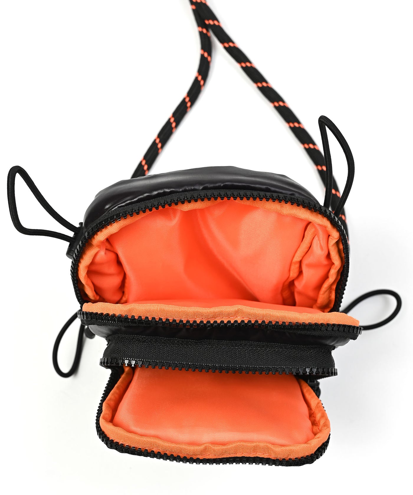 パフィーミニクロスボディバッグ K485 – KiU公式オンラインショップ